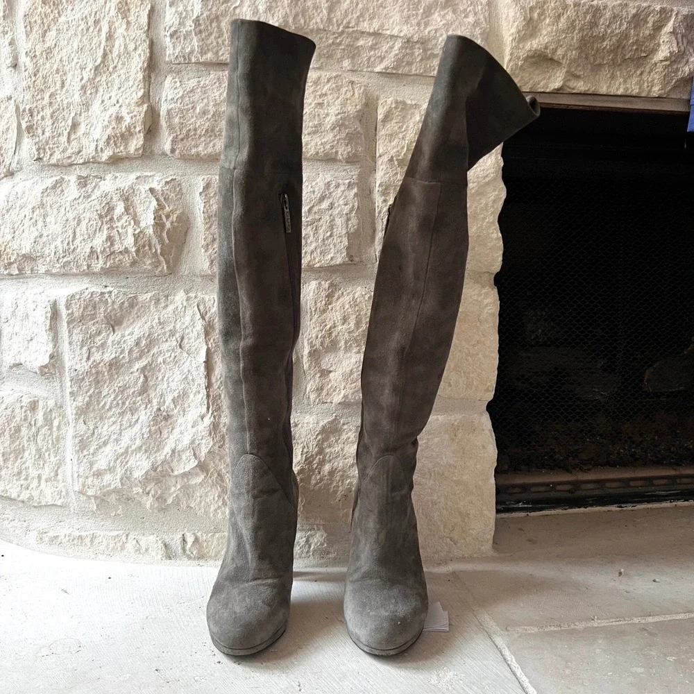 Duo Grey Suede Knee‎ High Heeled Boots Size EU 36B